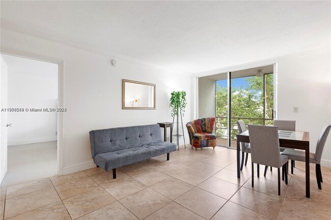 Photo - 2935 NE 163rd St Unit 3F