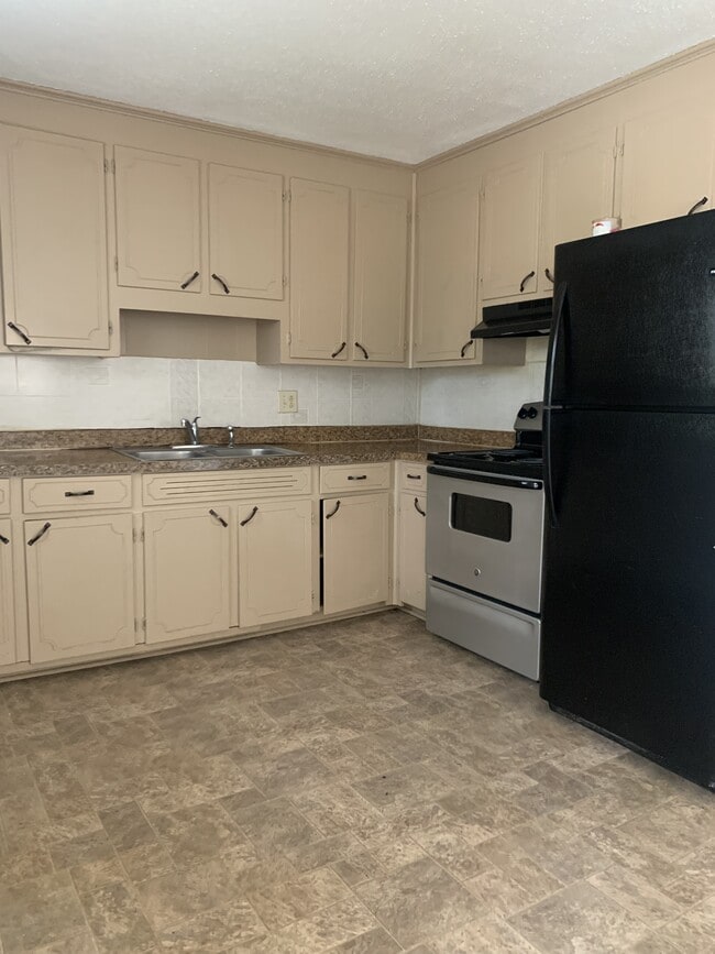 Photo - 1901 Ashcraft Ave