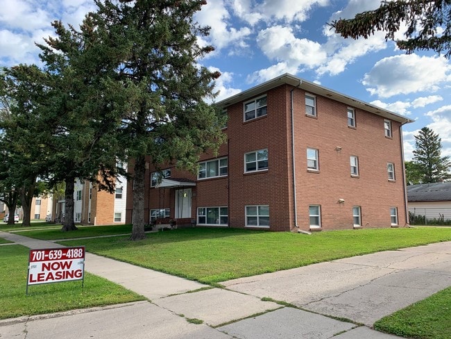 Building Photo - VS Apartment