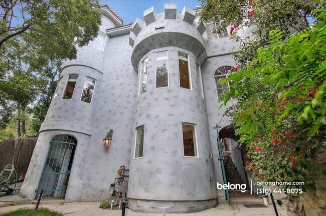 Photo - 8527 Wonderland Ave