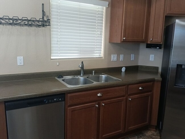 Photo - 3 Bedroom, 2 Bathroom Home! Schedule a Showing Today!