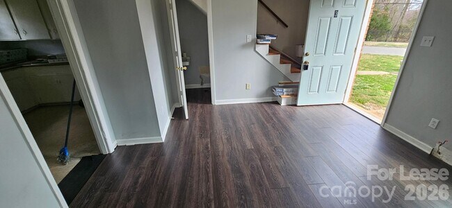 Photo - 2667 Dr Carver Rd