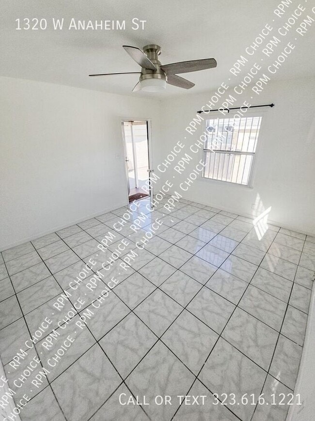 Photo - 1320 W Anaheim St