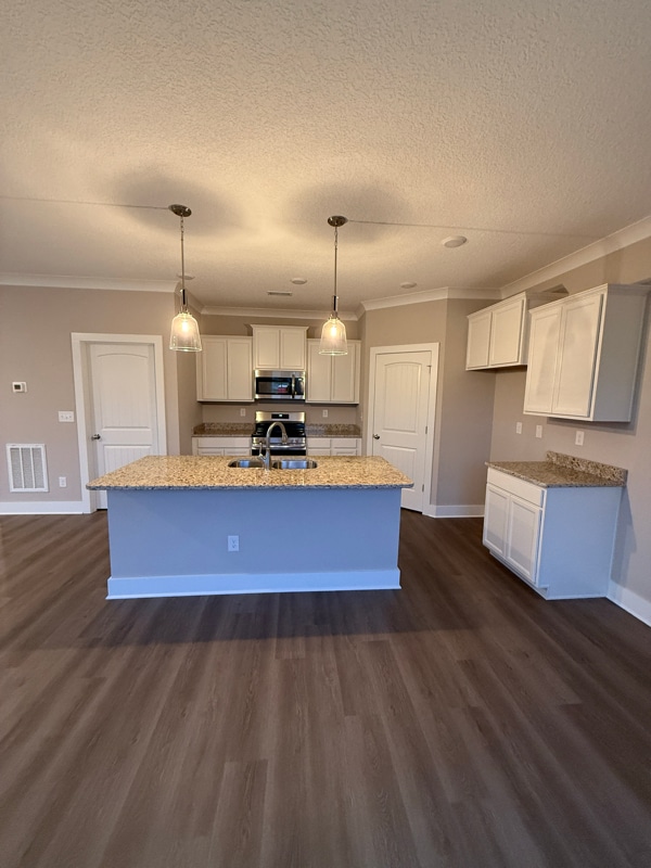 Photo - 2727 Farmhouse Dr