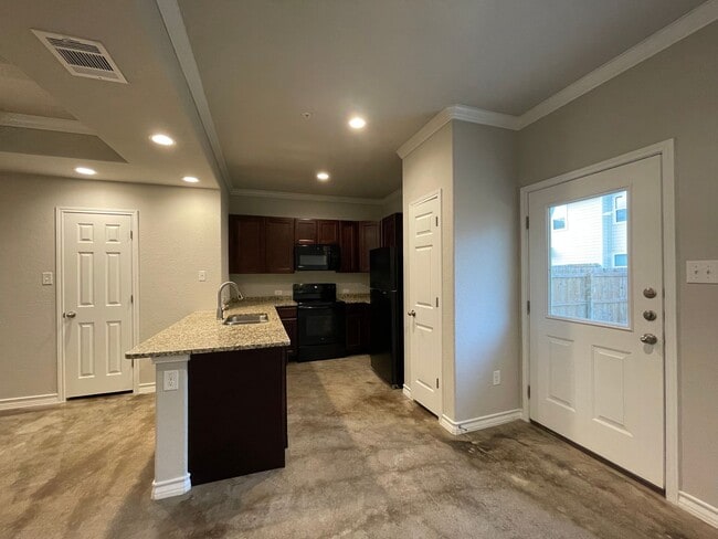 Photo - Town home for rent