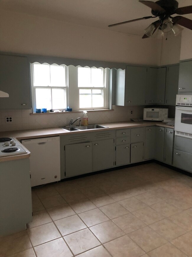 Photo - 37 Prizer Rd