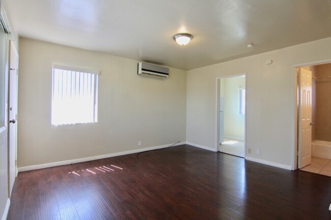 Photo - 3345 Del Mar Ave Apartments Unit 4