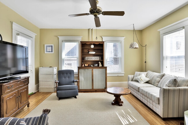 Photo - 407 Jersey Ave
