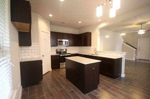 Photo - Luxury 3 Bedroom Townhome Located Near South Texas Medical Center, San Antonio, Texas!