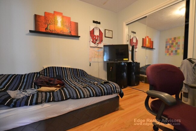 Photo - 35 Shannon St Unit 3