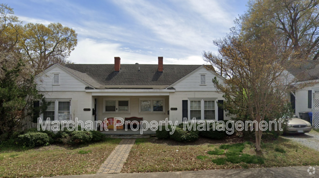 Building Photo - 665 Ravenel St Rental