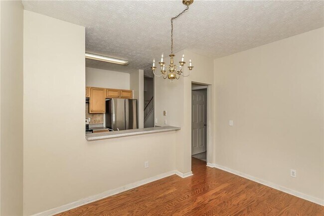 Photo - 6076 Camden Forrest Dr