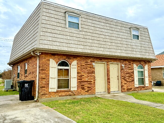3563 Kings Dr