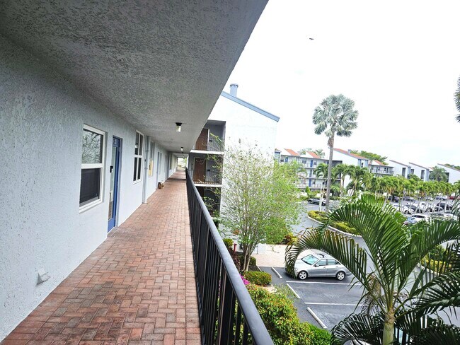 Photo - 14747 Cumberland Dr Unidad 3010