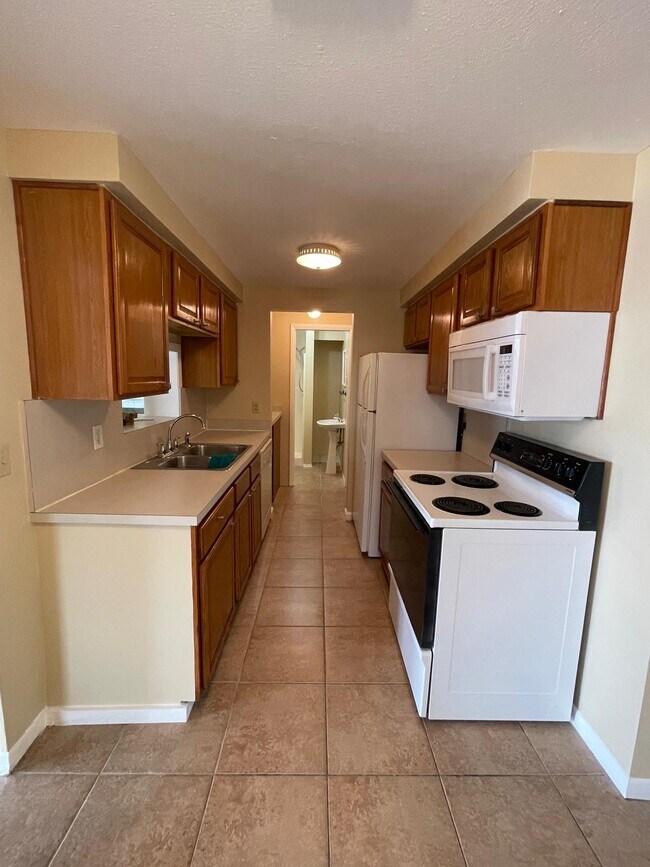 Photo - 9931 56th St N