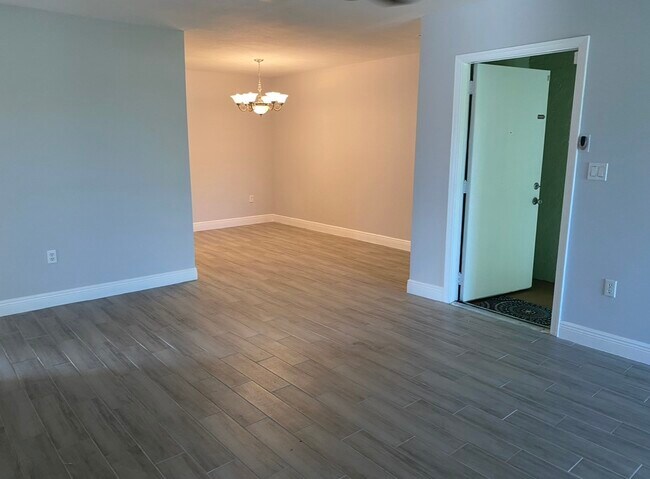 Photo - 12030 A1A Unidad A2