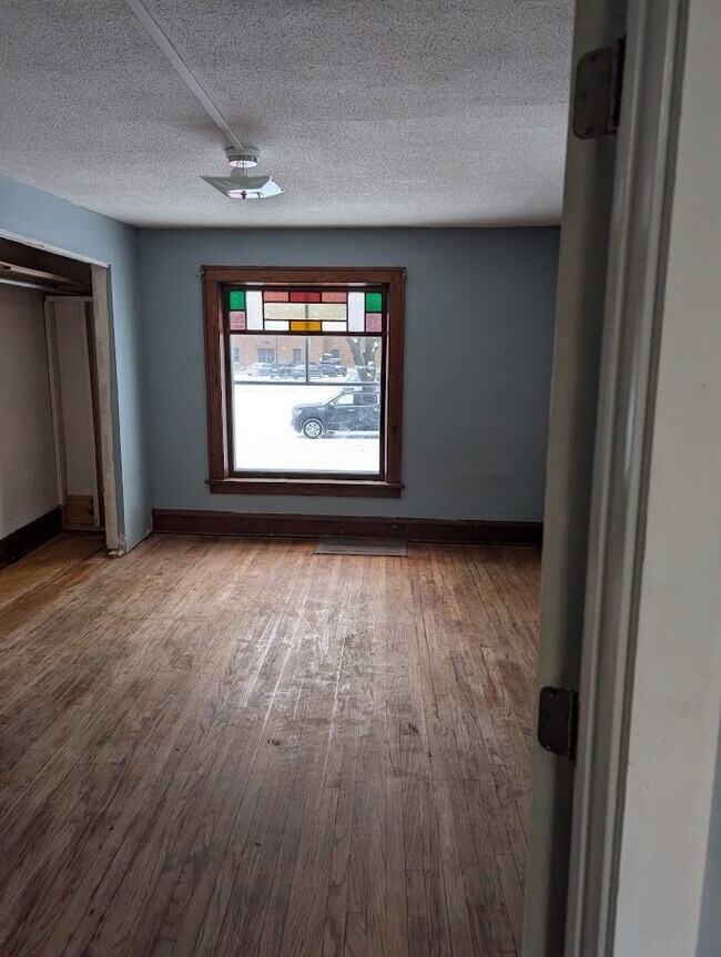 dormitorio - 611 4th St SW Unidad 611