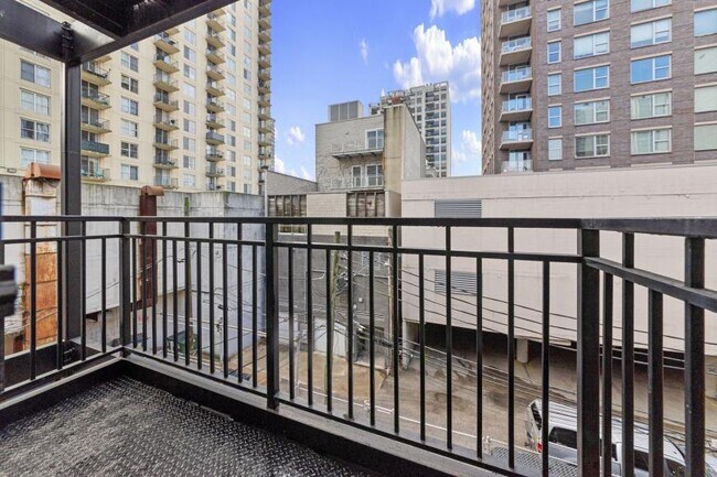 Photo - 0 bedroom in Chicago IL 60610 Unit B4