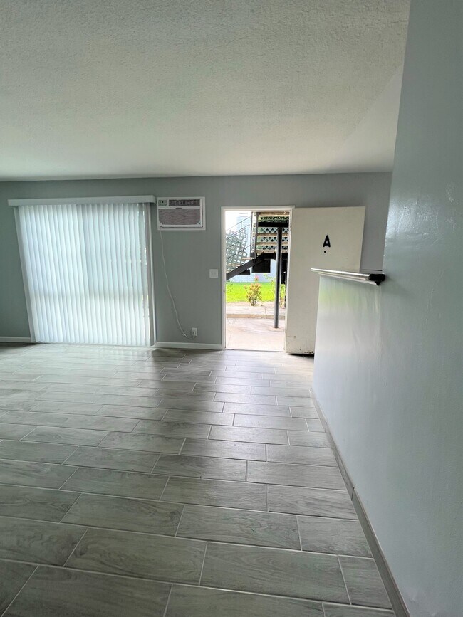 Photo - 201 N Montague Ave Unit A