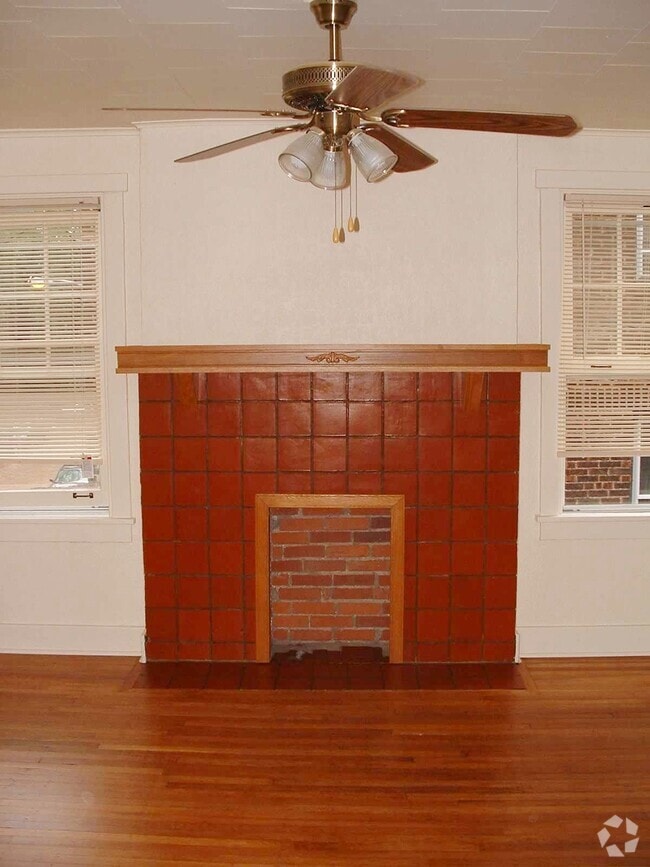 Building Photo - 5840 Alderson St Unit 3 Rental