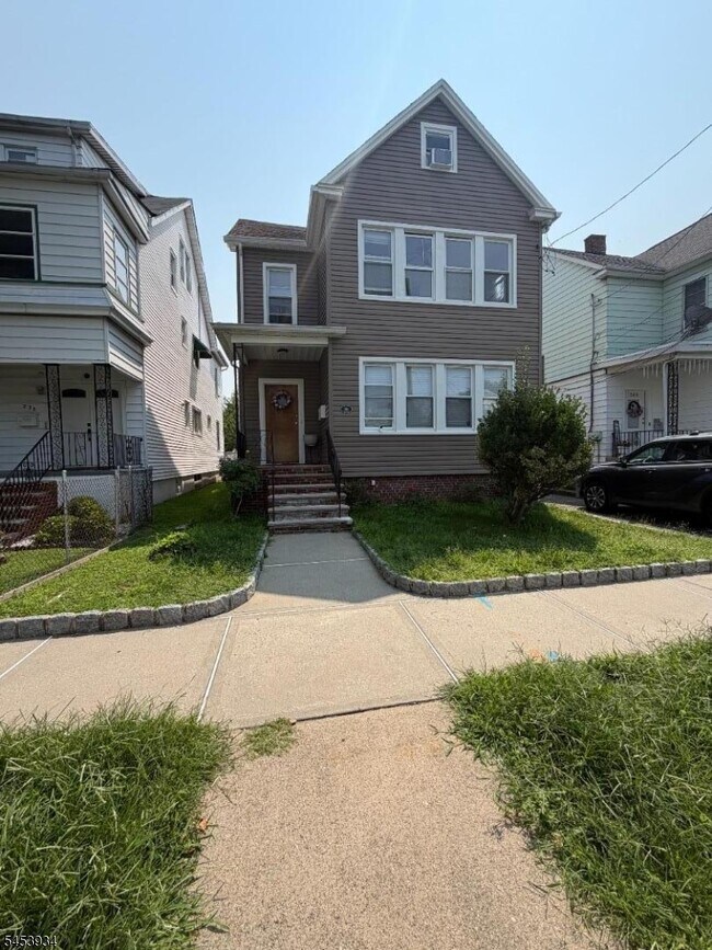 Photo - 268 Ampere Pkwy Unidad 2