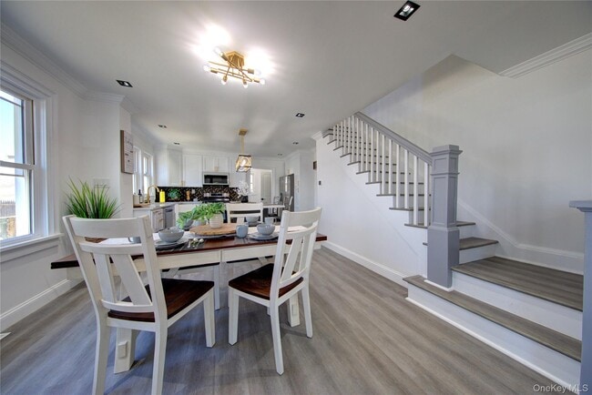 Photo - 16 Roosevelt Ave Unidad 14