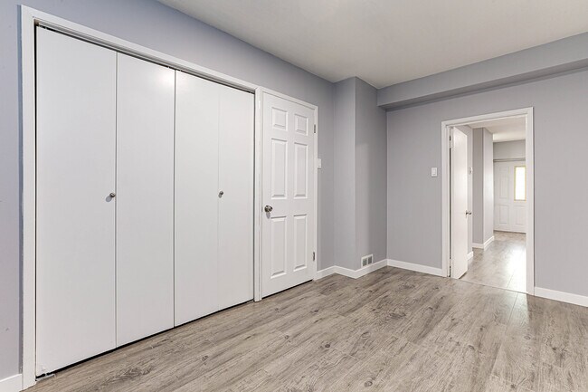 Photo - 811 Duthie Ave