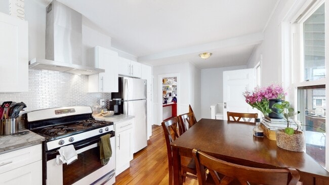 Photo - 243 Summer St