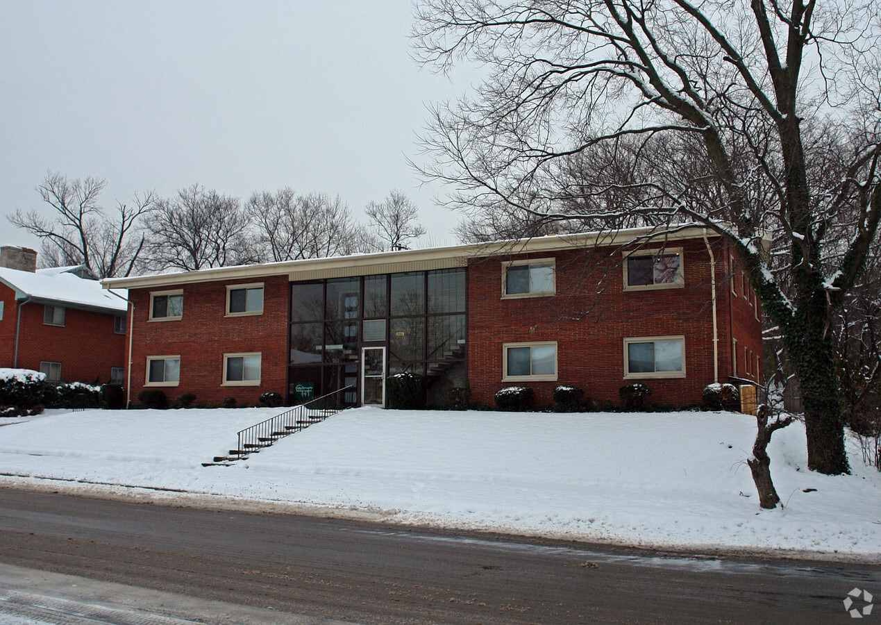 Photo - 3080 Southdale Dr