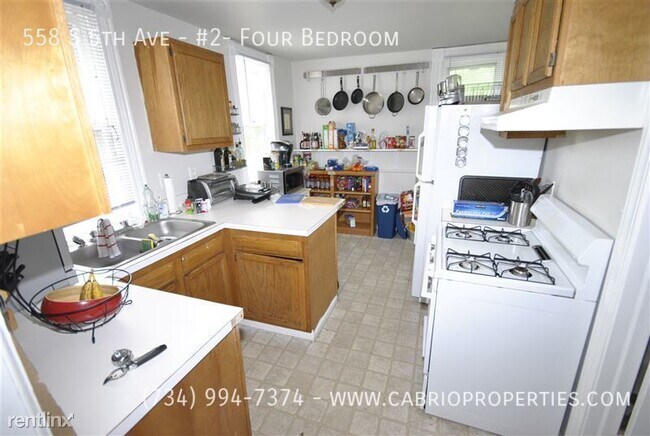 Photo - 558 S 5th Ave Unidad #2- Four Bedroom