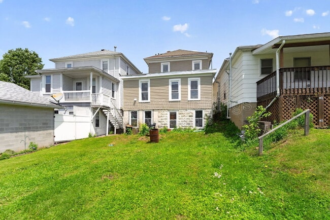 Photo - 2113 Goff Ave