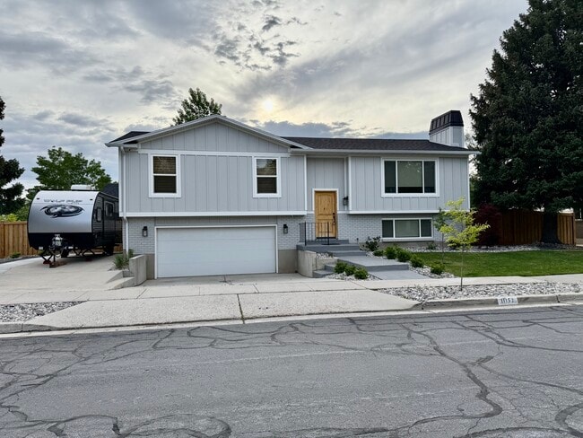 Photo - 11152 S Lyndbrook Way House