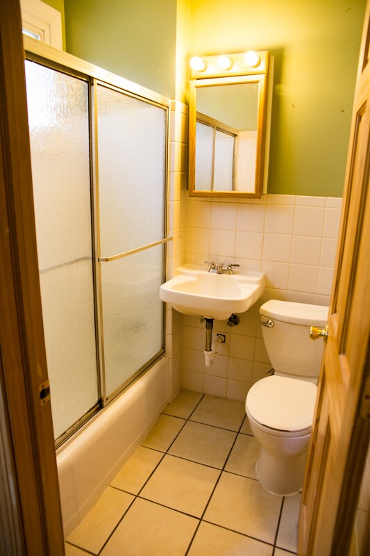 Photo - 825 15th Ave SE