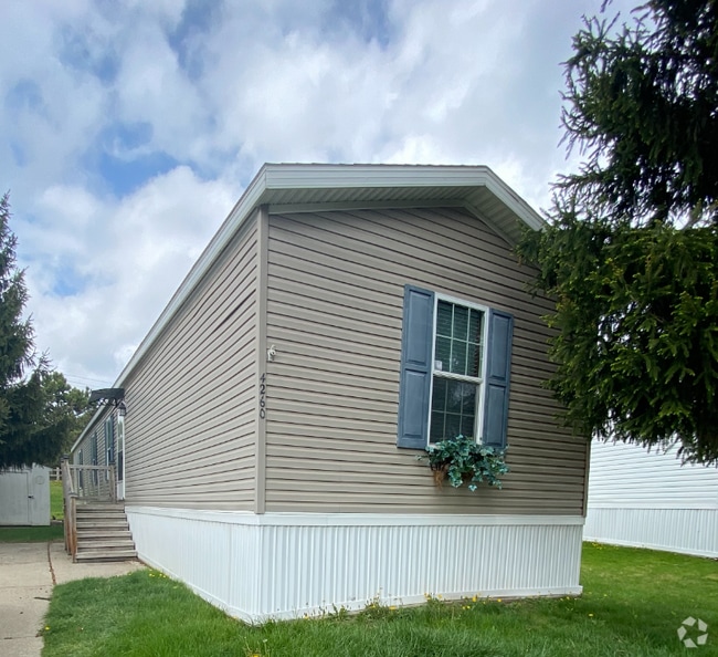 Building Photo - 4260 Aldrin St Rental