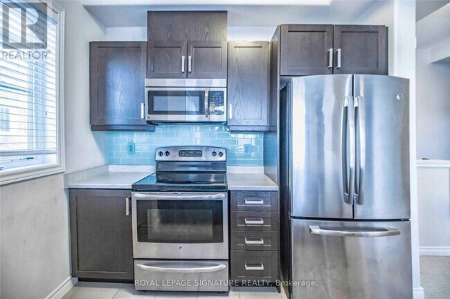 Photo - 225 Westbank Trail