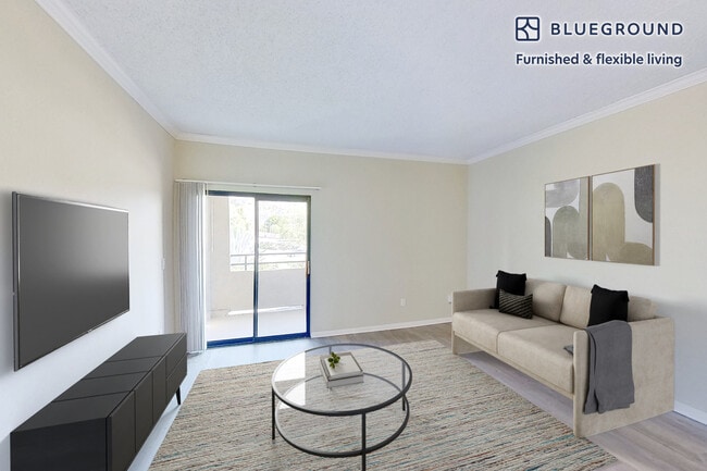 Building Photo - 10024 Paseo Montril Rental