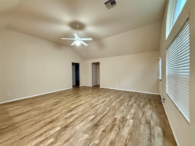 Photo - 14802 Fir Knoll Way