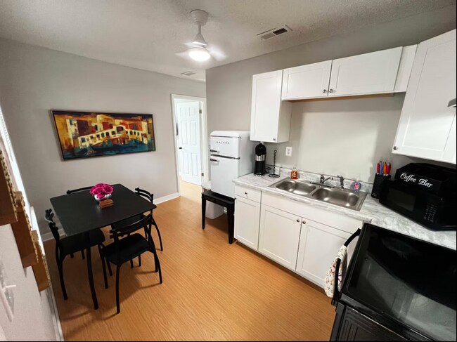 Photo - 316 Skyland Ave