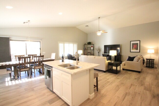 Photo - 34018 N Pate Pl Unidad ID1255449P