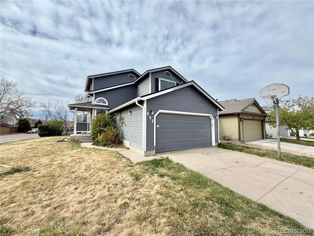 Photo - 652 Longfellow Ln