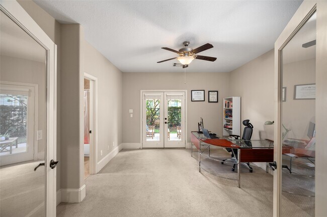Photo - 2423 Beall St