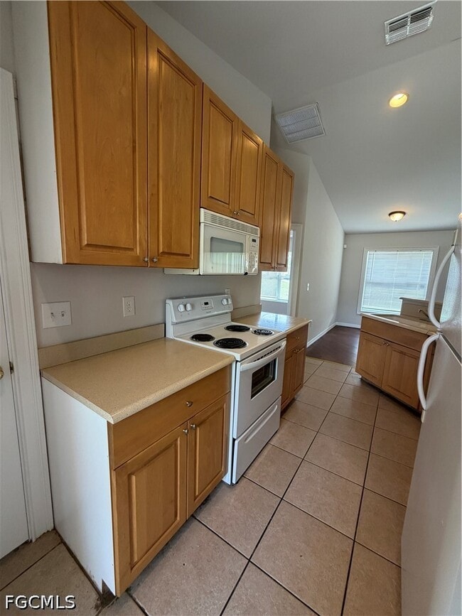 Photo - 5315 Belrose St