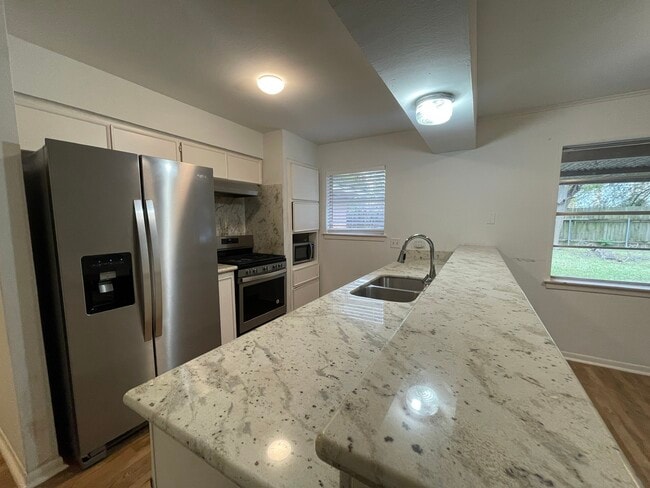 Building Photo - 7219 Tanager St