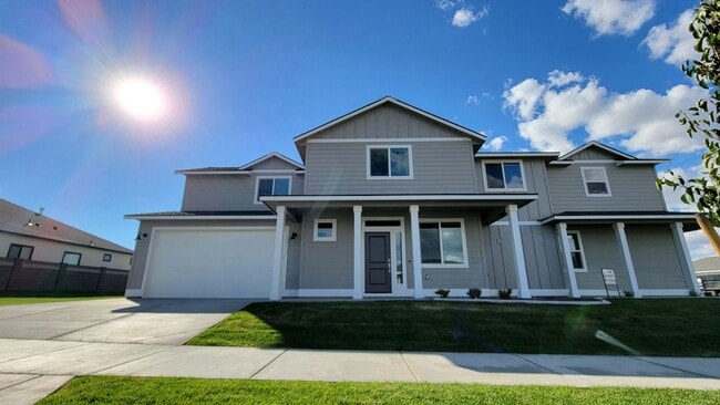 Photo - rent@crownpropertymanagement.com Unit 2553ca "LS BR"