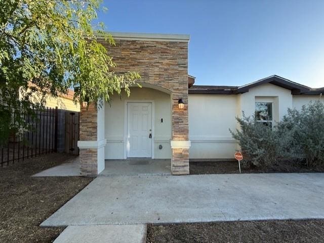 Photo - 2521 La Parra Ln