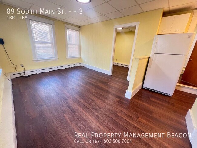 Photo - 89 S Main St Unidad 3