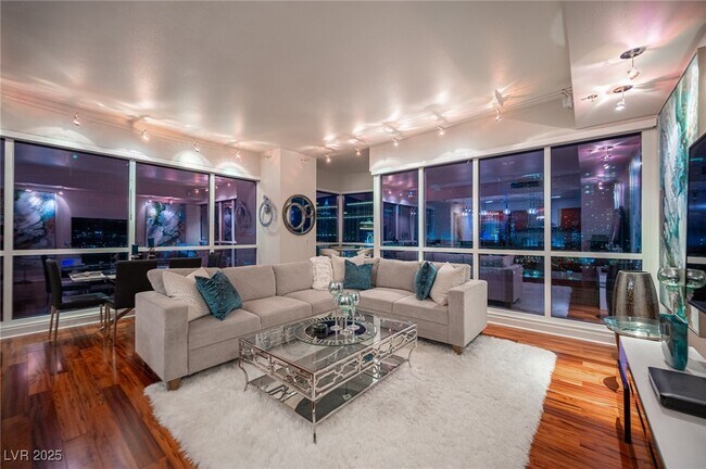 Photo - 4525 Dean Martin Dr Unit 1000