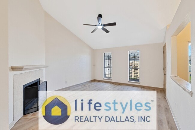 Photo - 9456 Culberson St