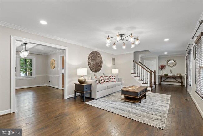 Photo - 9472 Lapstrake Ln