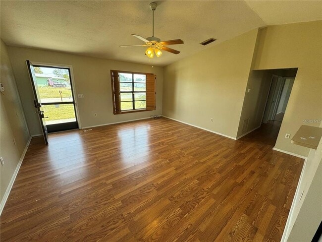 Photo - 1786 Dagon Rd